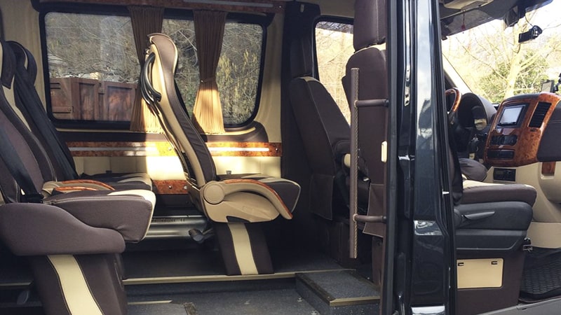 Аренда Mercedes-Benz Sprinter в Адлере. Вид с другой стороны.